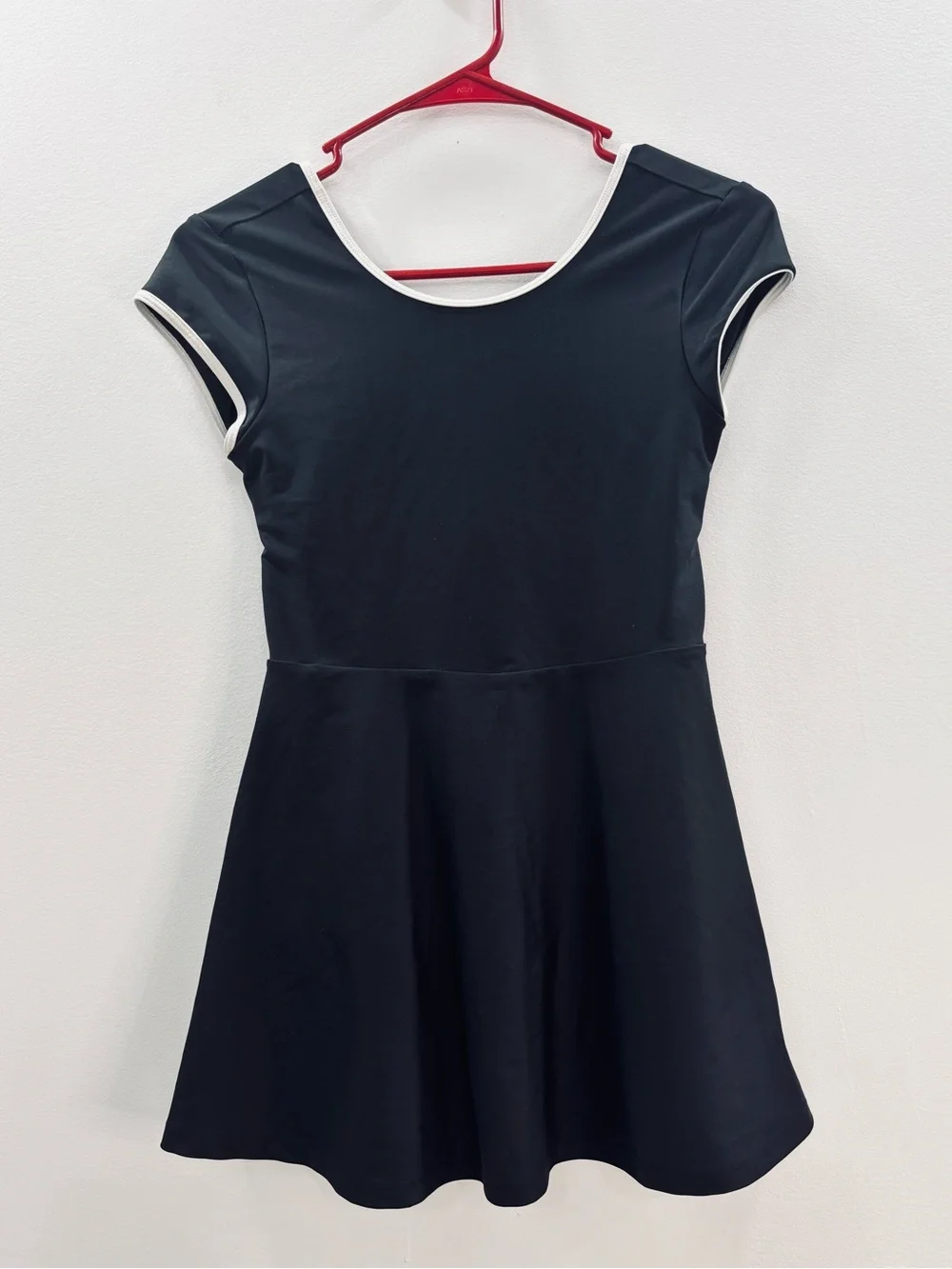 Old Navy Girls PowerSoft Heart-Back Athletic Dress XL 14-16 Black